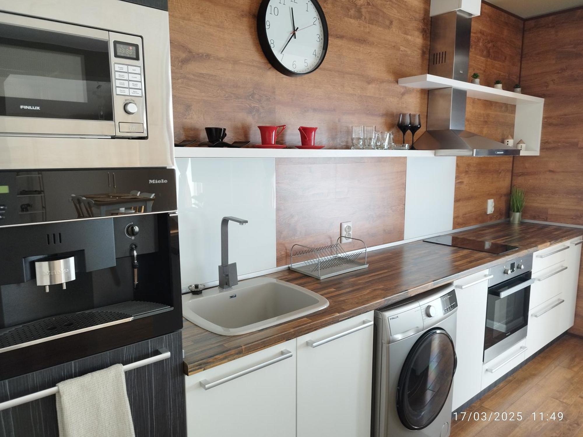 קרלובו Luxury Suite 2 מראה חיצוני תמונה